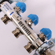 Колл.группа 1'х3/4' нерж 3 вых HKV-D с расходом и термостатич вентилями