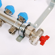 Колл.группа 1'х3/4' нерж 5 вых HKV-D с расходом и термостатич вентилями