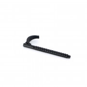 Крюк с дюбелем для монтажа одной трубы