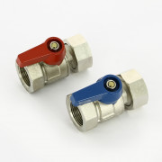 Комплект кранов шаровых 1