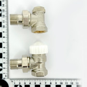 Комплект угловых вентилей НВ 1/2