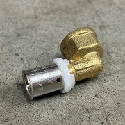 Угол пресс-В 16 х 1/2' 10521G001604