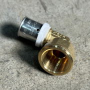 Угол пресс-В 20 х 3/4' 10521G002005