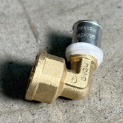 Угол пресс-В 20 х 3/4' 10521G002005