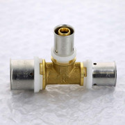 Тройник пресс 26 х 16 х 20 10530G261620