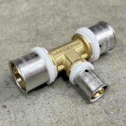 Тройник пресс 26 х 16 х 26 10530G261626