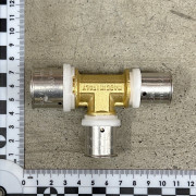 Тройник пресс 26 х 20 х 20 10530G262020