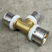 Тройник пресс 26 х 20 х 26 10530G262026