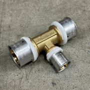 Тройник пресс 32 х 20 х 32 10530G322032