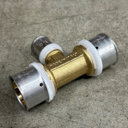 Тройник пресс 32 х 20 х 32 10530G322032