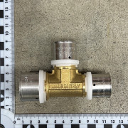 Тройник пресс 32 х 26 х 26 10530G322626