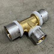 Тройник пресс 32 х 26 х 32 10530G322632