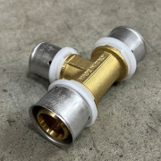 Тройник пресс 32 х 26 х 32 10530G322632