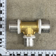 Тройник пресс 32 х 26 х 32 10530G322632