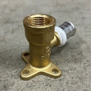 Водорозетка пресс-В 16 х 1/2' h=52 мм 10526G001604