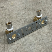 Водорозетка пресс-В 20 x 1/2' двойная на планке 10528G002004