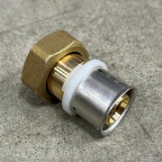 Муфта пресс-В 26 x 1' с накидной гайкой, плоской прокладкой 10563G002606