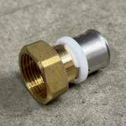 Муфта пресс-В 26 x 1' с накидной гайкой, плоской прокладкой 10563G002606