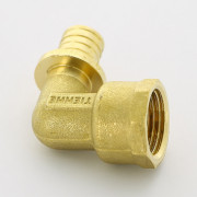 Угол аксиальный-В 16 х 1/2