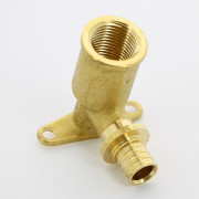 Водорозетка аксиальная 16 х 1/2