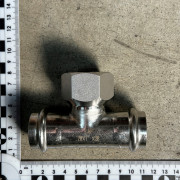 Тройник пресс-В 28 х 1